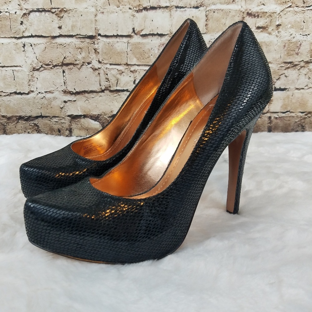 EUC BCBGENERATION 'Parade' Embossed Leather Pumps